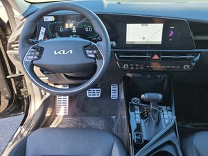 2024 Kia Niro SX Touring Hybrid