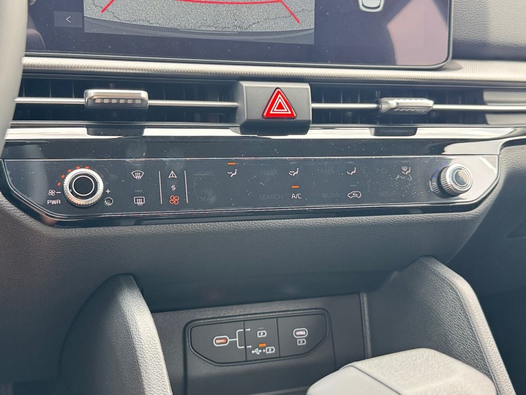 2027 Kia Sportage LX
