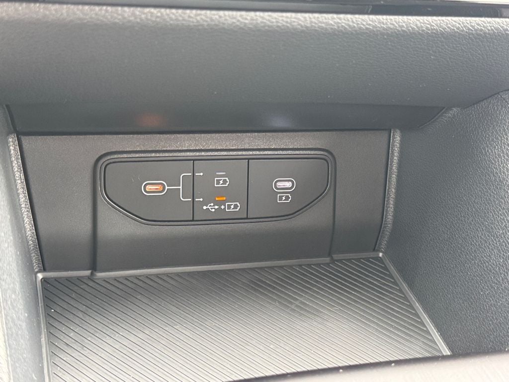 2027 Kia Sportage LX