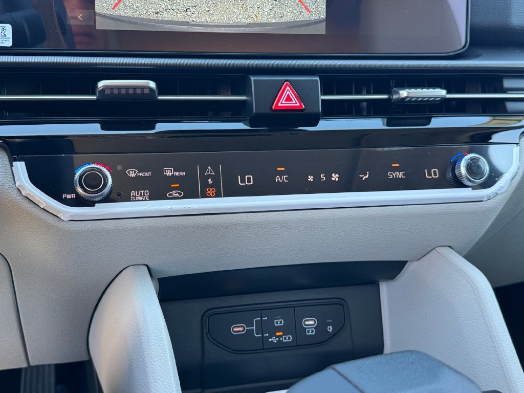 2027 Kia Sportage EX