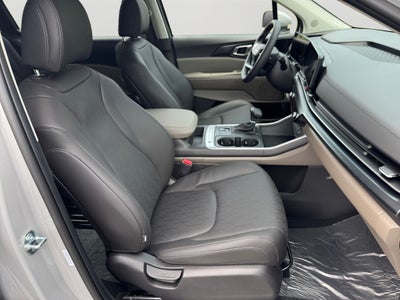 2027 Kia Carnival LXS