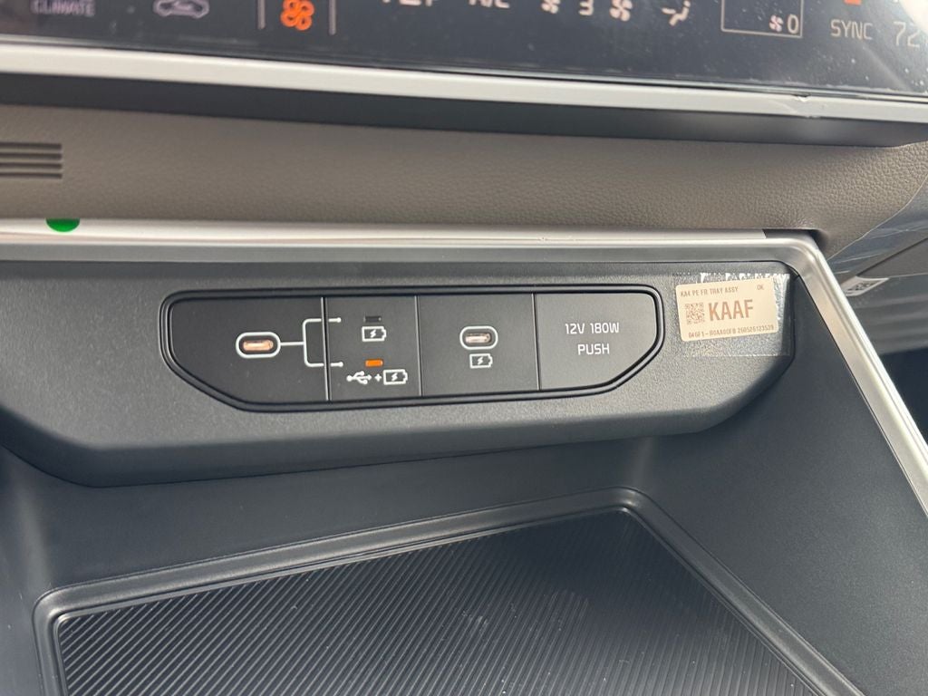 2027 Kia Carnival LXS