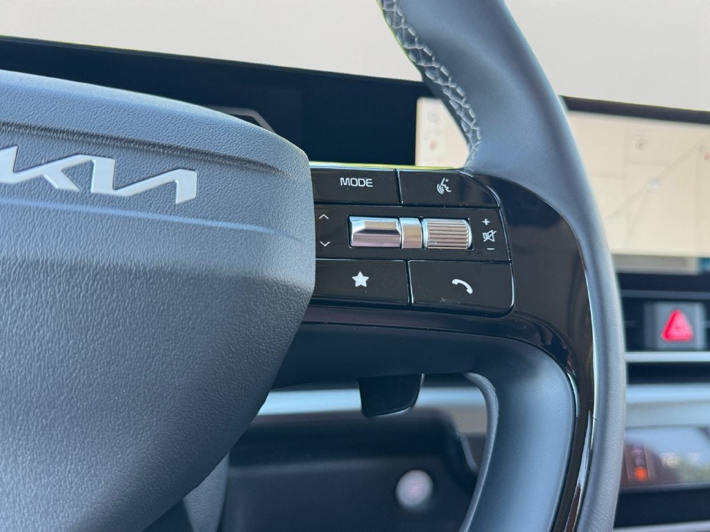 2027 Kia Carnival Hybrid SX