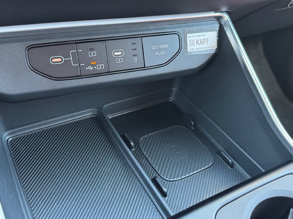 2027 Kia Carnival Hybrid SX