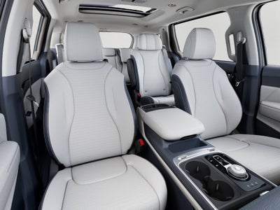 2026 Kia Carnival Hybrid Base