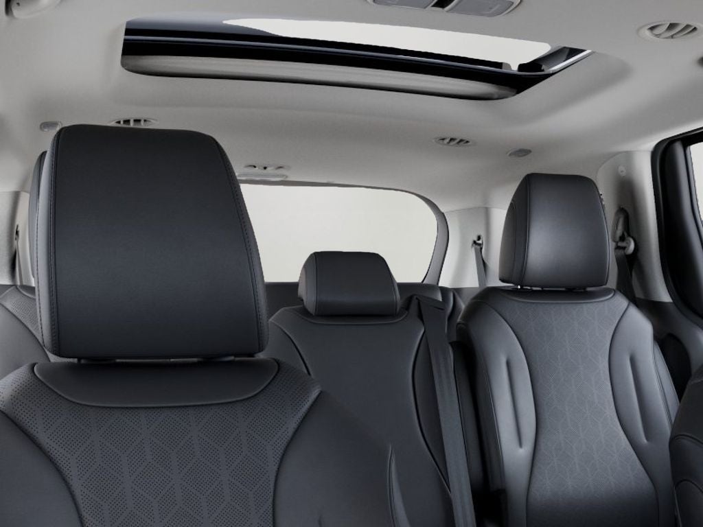 2026 Kia Carnival Hybrid Base