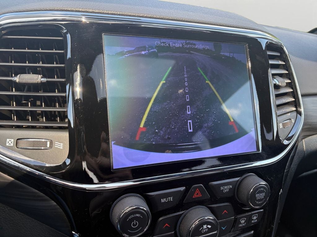 2019 Jeep Grand Cherokee Laredo