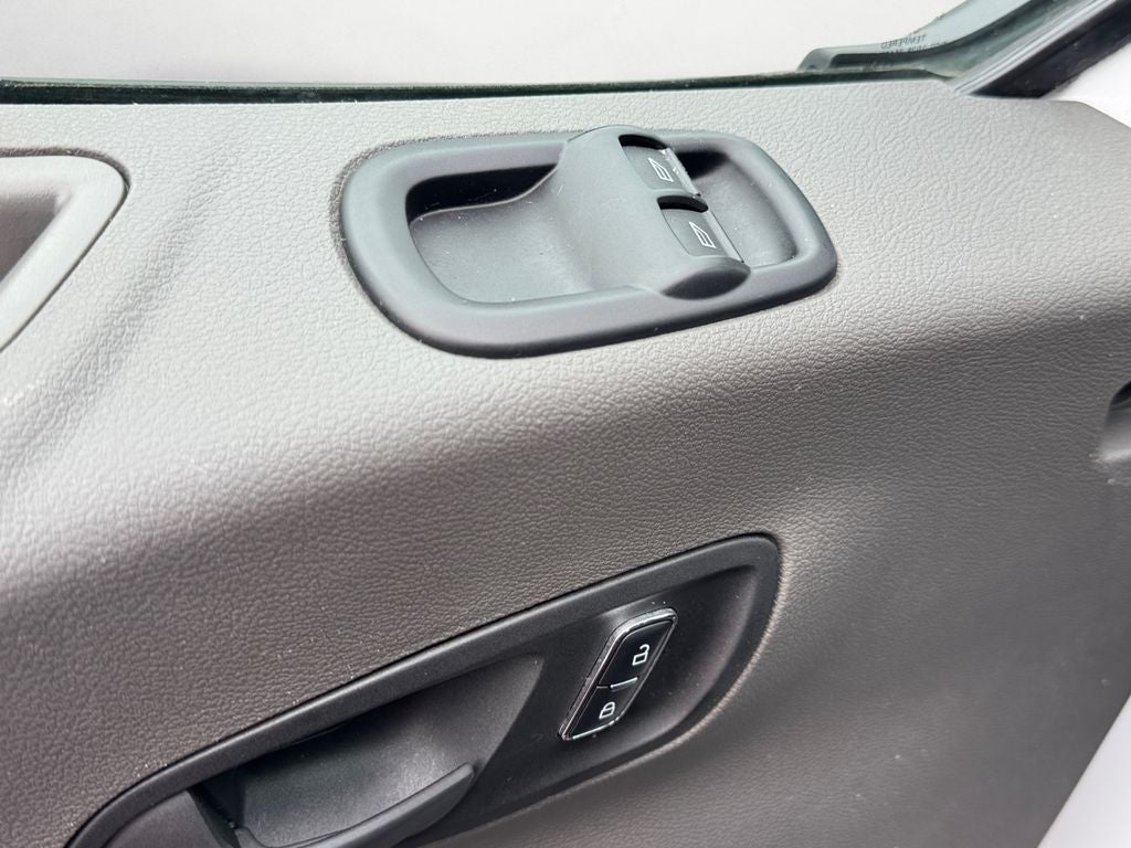 2025 Ford Transit-350 XLT 15-PASSENGER