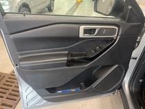 2022 Ford Explorer ST (Twin Panel Moonroof)