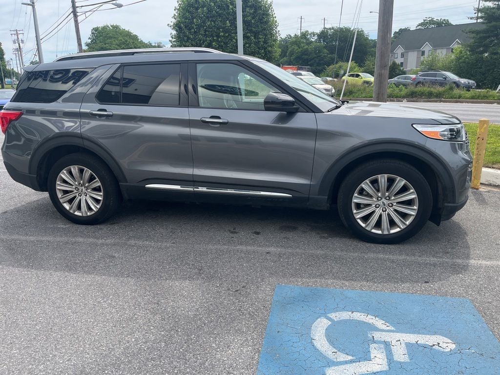 2021 Ford Explorer Limited Moon Roof