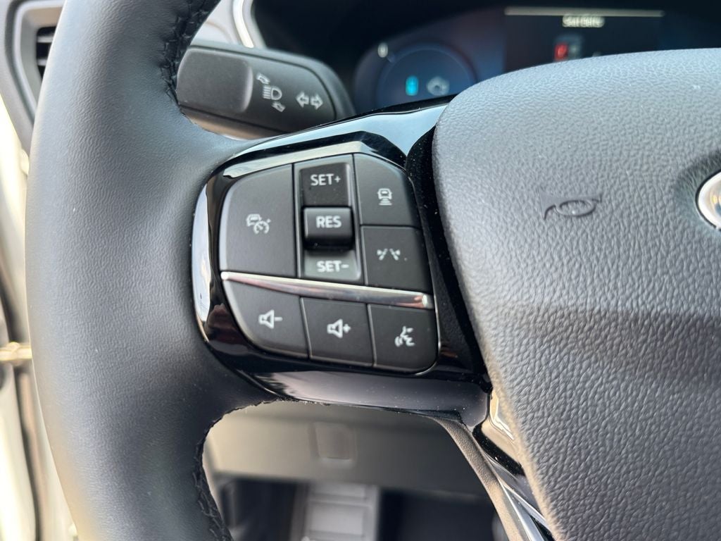 2025 Ford Escape Plug-In Hybrid Base