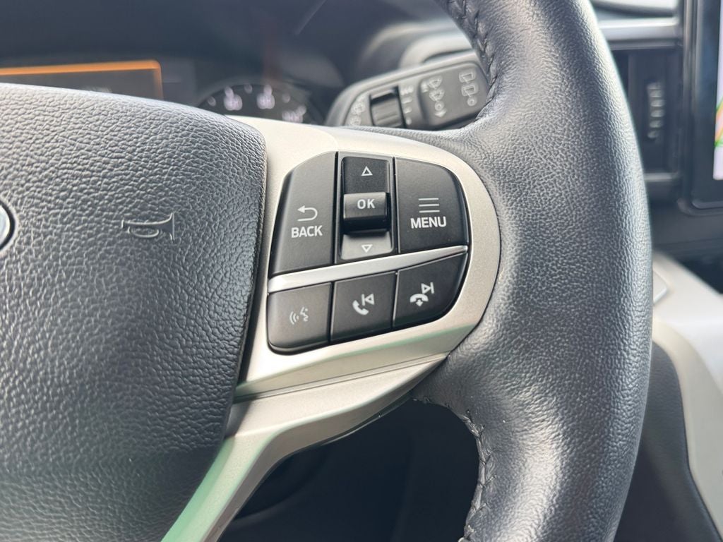 2023 Ford Explorer XLT 202 Group