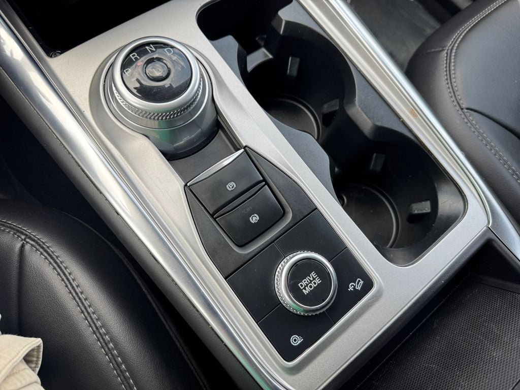 2023 Ford Explorer XLT 202 Group