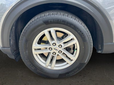 2023 Ford Explorer XLT 202 Group