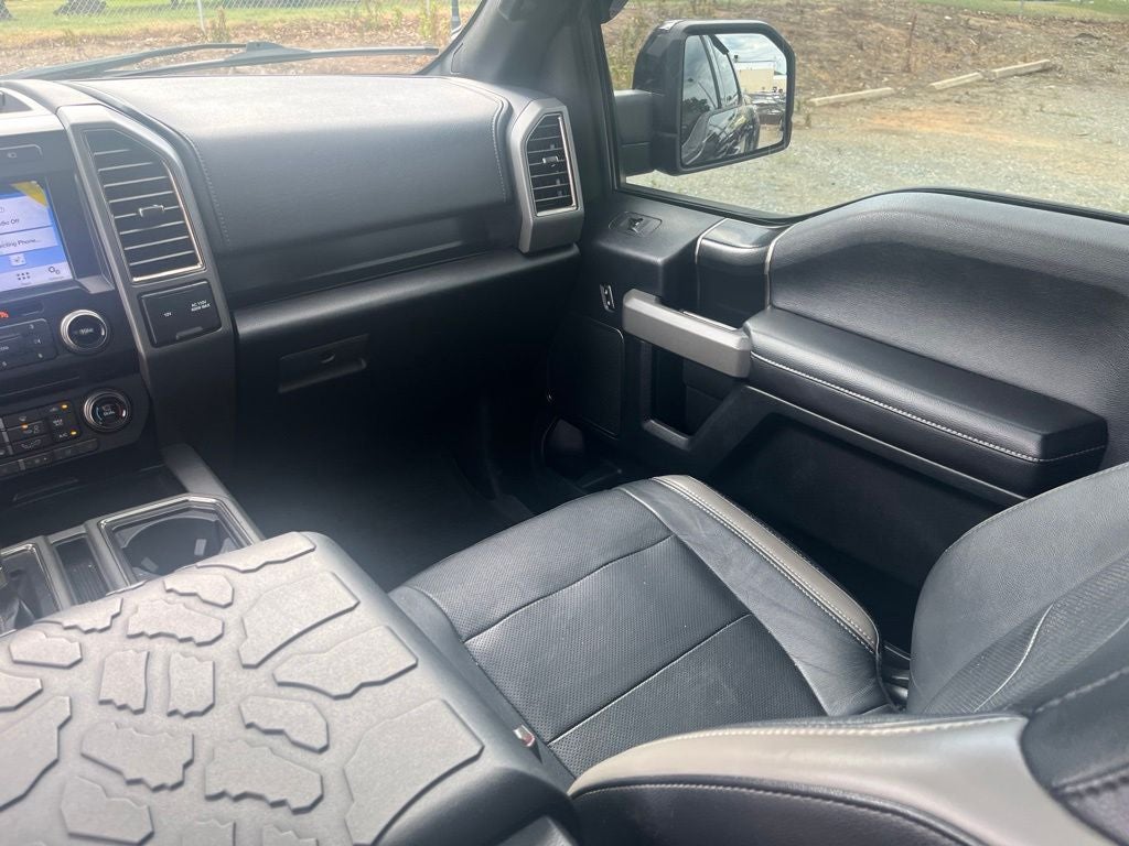 2017 Ford F-150 Raptor (Moonroof)