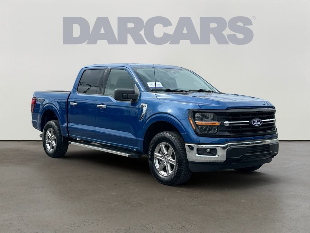 2025 Ford F-150 XLT 5.0 L V8