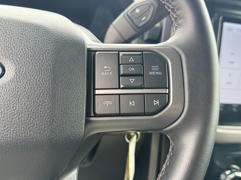 2025 Ford F-150 XLT 5.0 L V8
