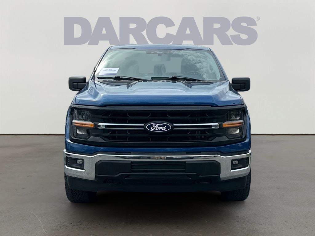 2025 Ford F-150 XLT 5.0 L V8