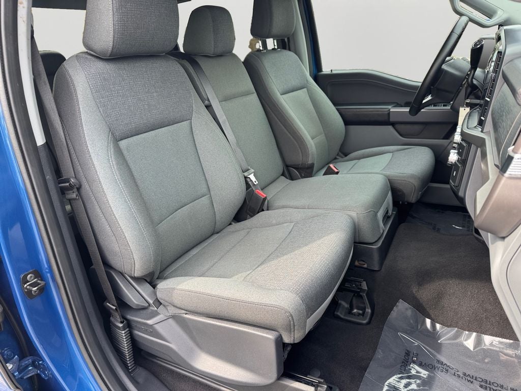 2025 Ford F-150 XLT 5.0 L V8