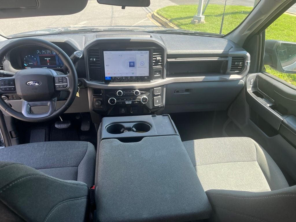2025 Ford F-150 XLT 5.0L V8