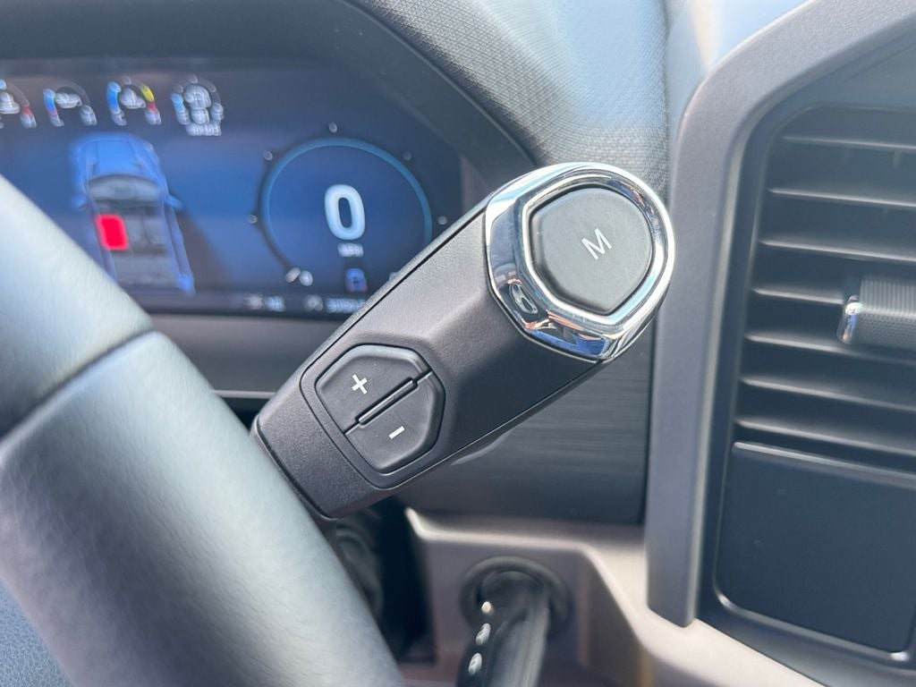 2025 Ford F-150 XLT 5.0L V8
