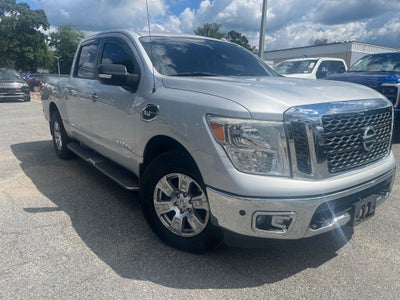 2017 Nissan Titan SV