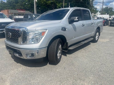 2017 Nissan Titan SV
