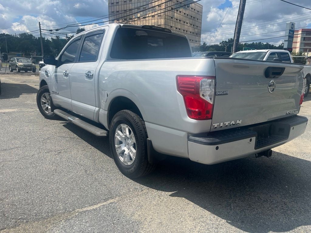 2017 Nissan Titan SV