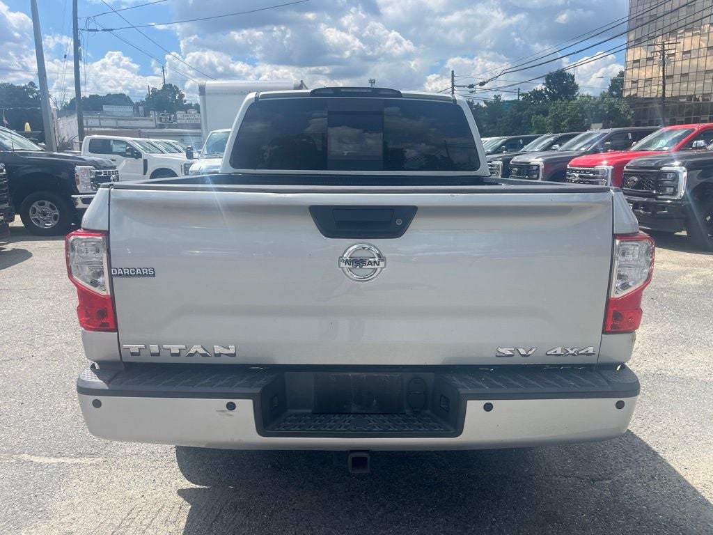 2017 Nissan Titan SV