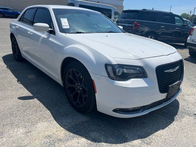 2019 Chrysler 300 S