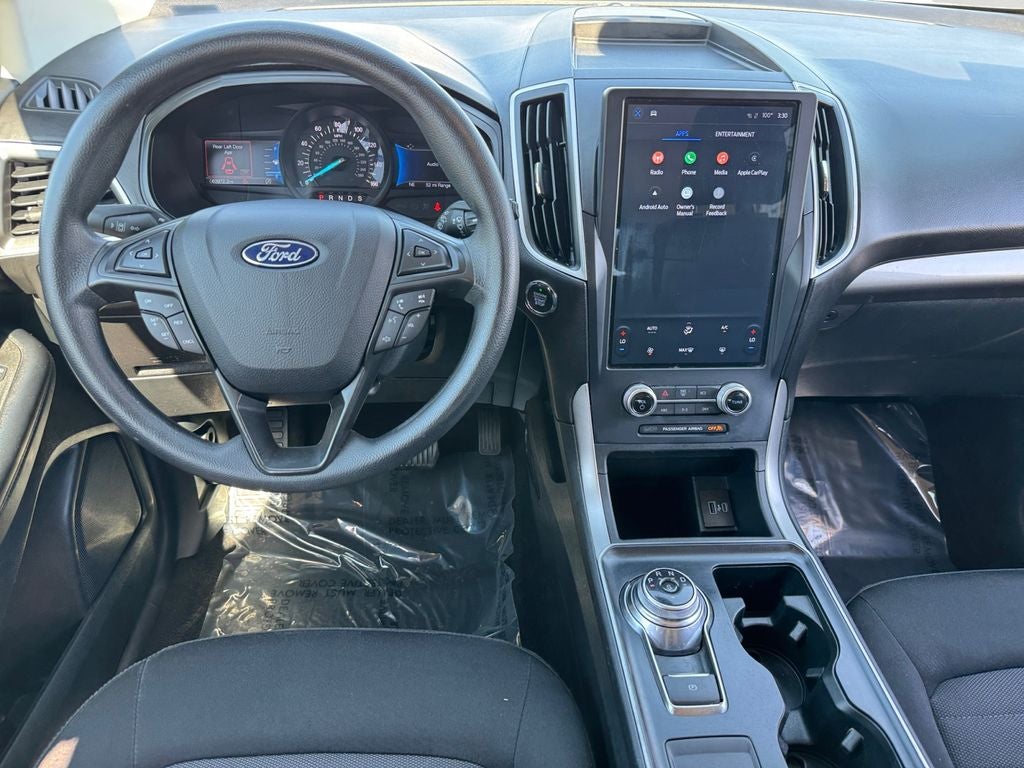 2022 Ford Edge SE