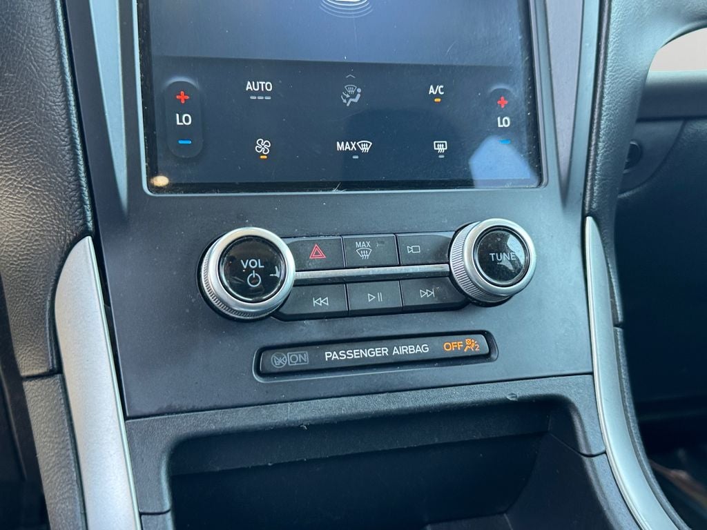 2022 Ford Edge SE
