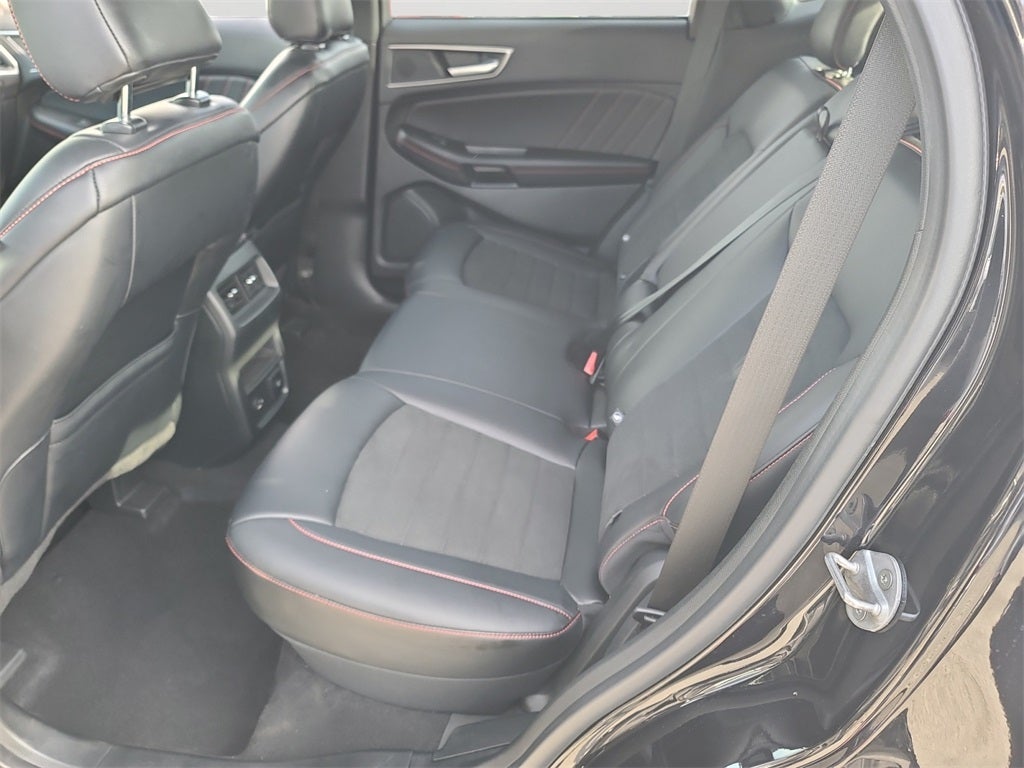 2022 Ford Edge ST Line