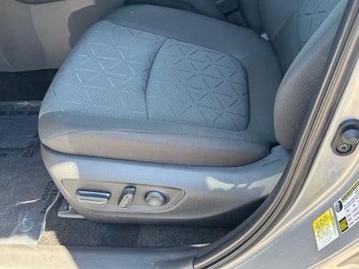 2025 Toyota RAV4 XLE Conv and Weather Package