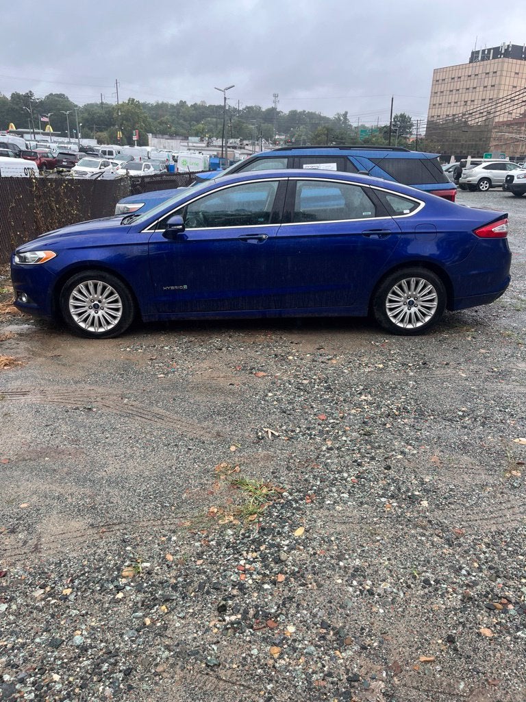 2013 Ford Fusion Hybrid SE
