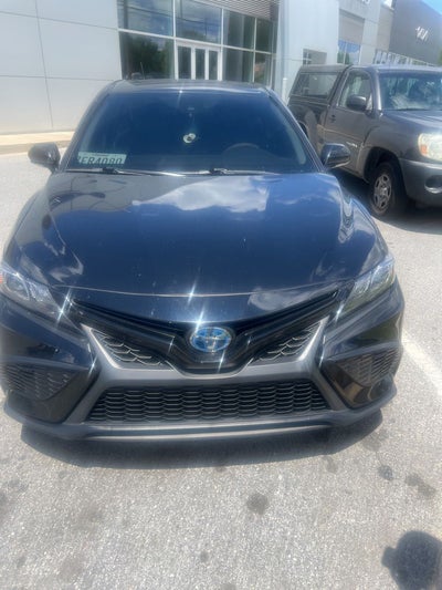 2024 Toyota Camry Hybrid SE