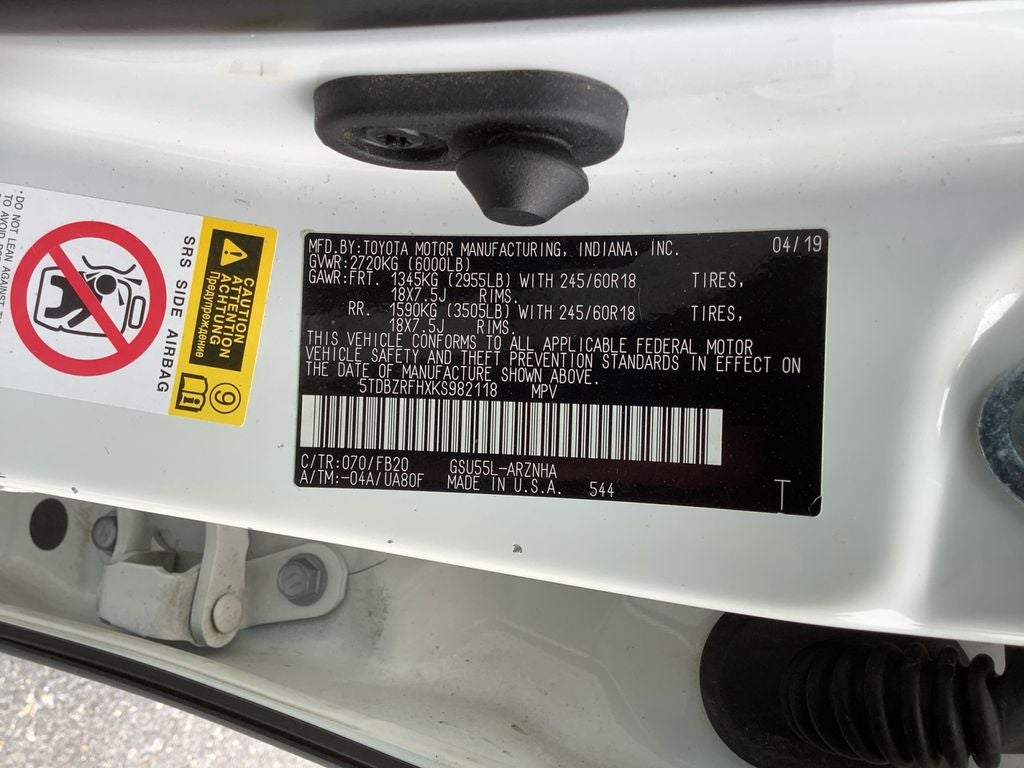 2019 Toyota Highlander LE