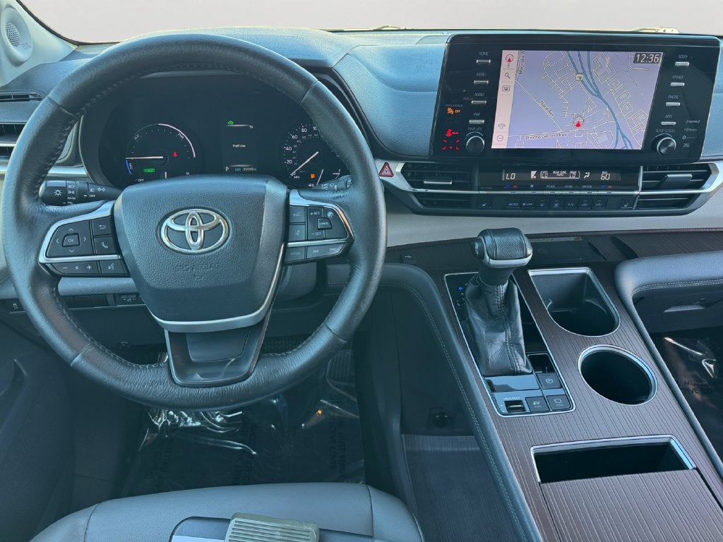 2022 Toyota Sienna XLE 7 Passenger