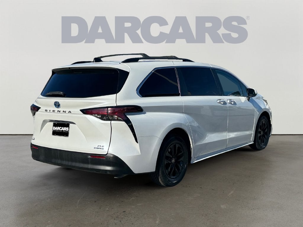 2022 Toyota Sienna XLE 7 Passenger