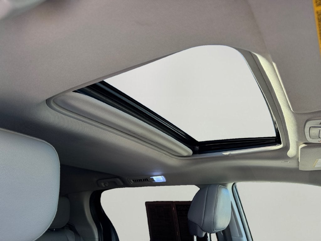 2022 Toyota Sienna XLE 7 Passenger