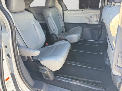 2022 Toyota Sienna XLE 7 Passenger