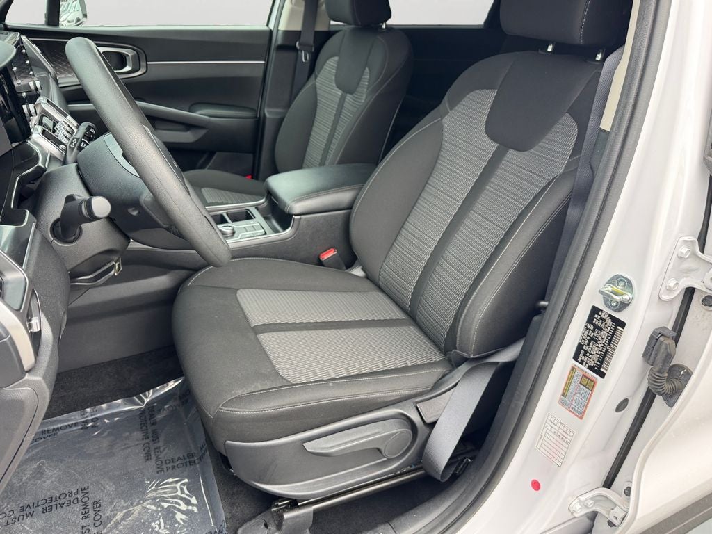 2023 Kia Sorento LX AWD