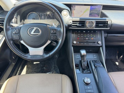 2018 Lexus IS 300 300