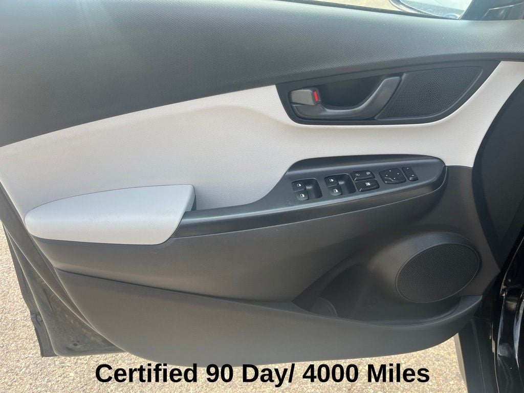 2023 Hyundai Kona SE