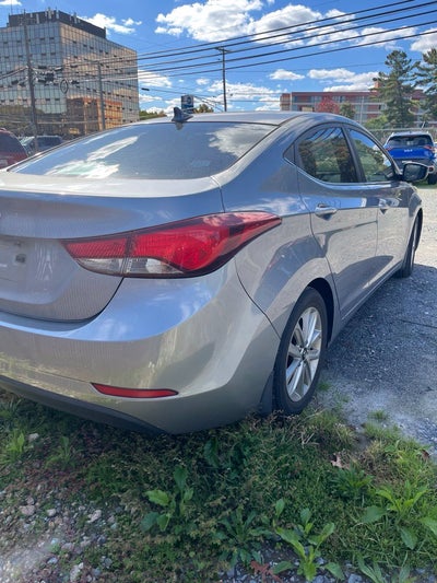 2015 Hyundai Elantra SE