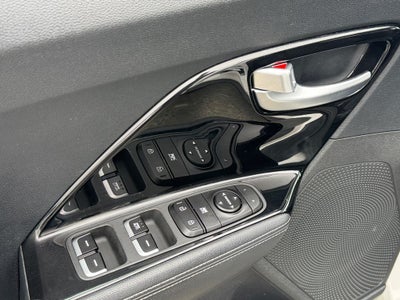 2022 Kia Niro LXS
