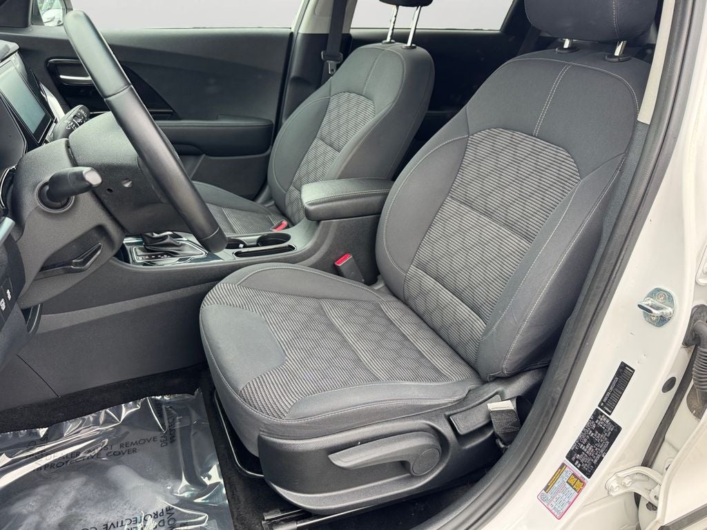 2022 Kia Niro LXS