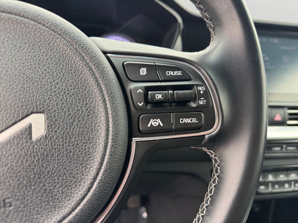 2022 Kia Niro LXS