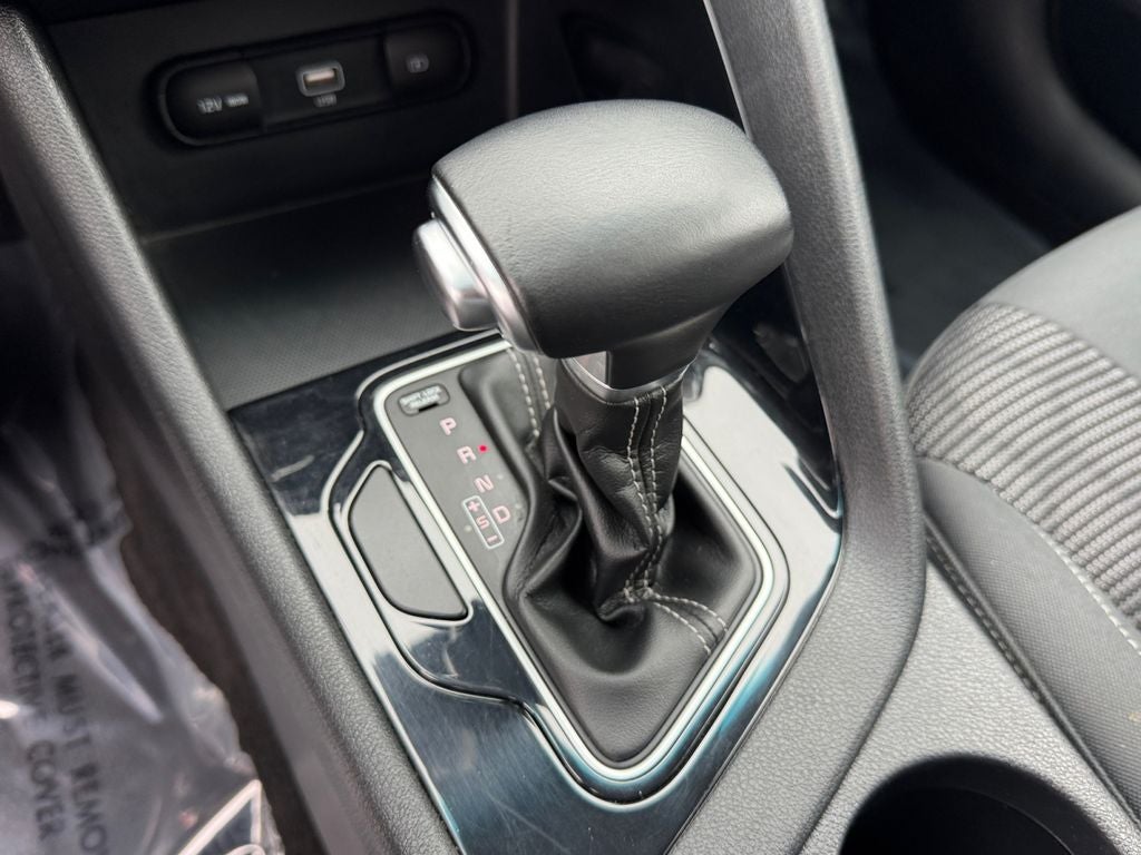 2022 Kia Niro LXS