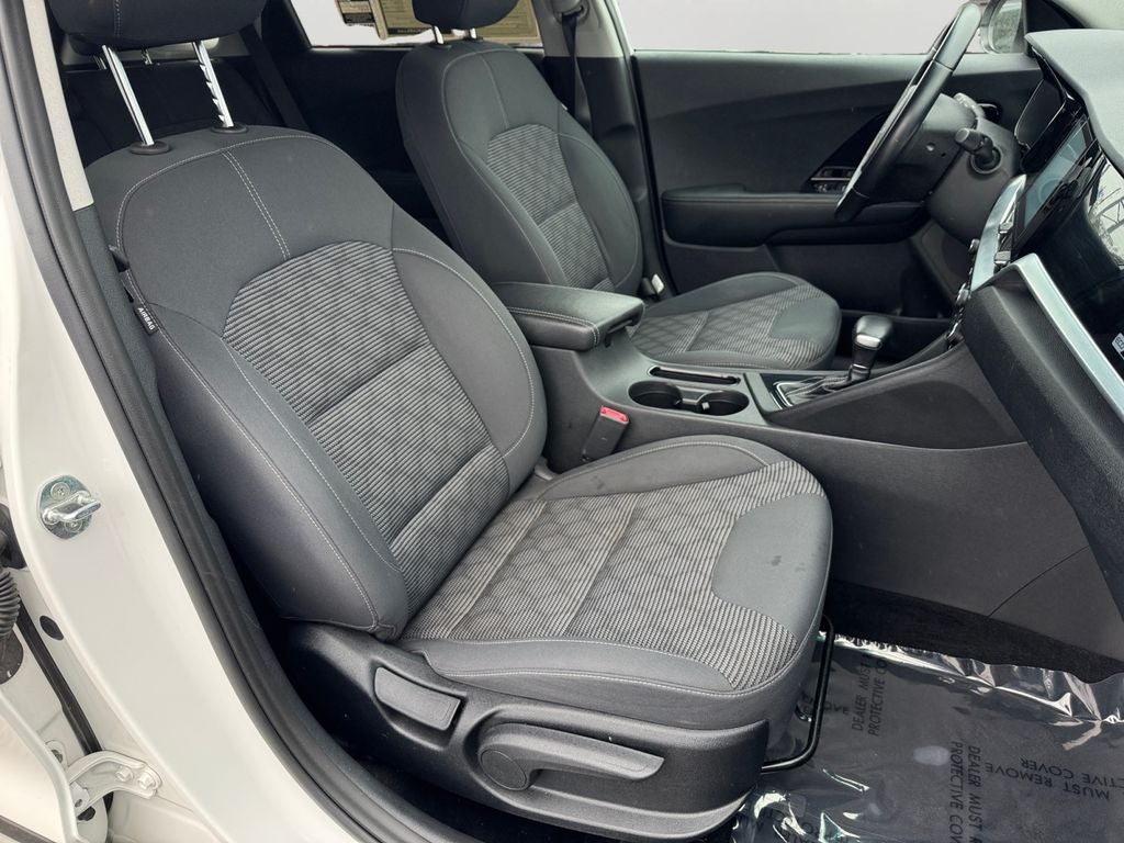 2022 Kia Niro LXS